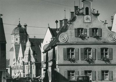 Bild vergrößern: Rathaus und Oberes Tor